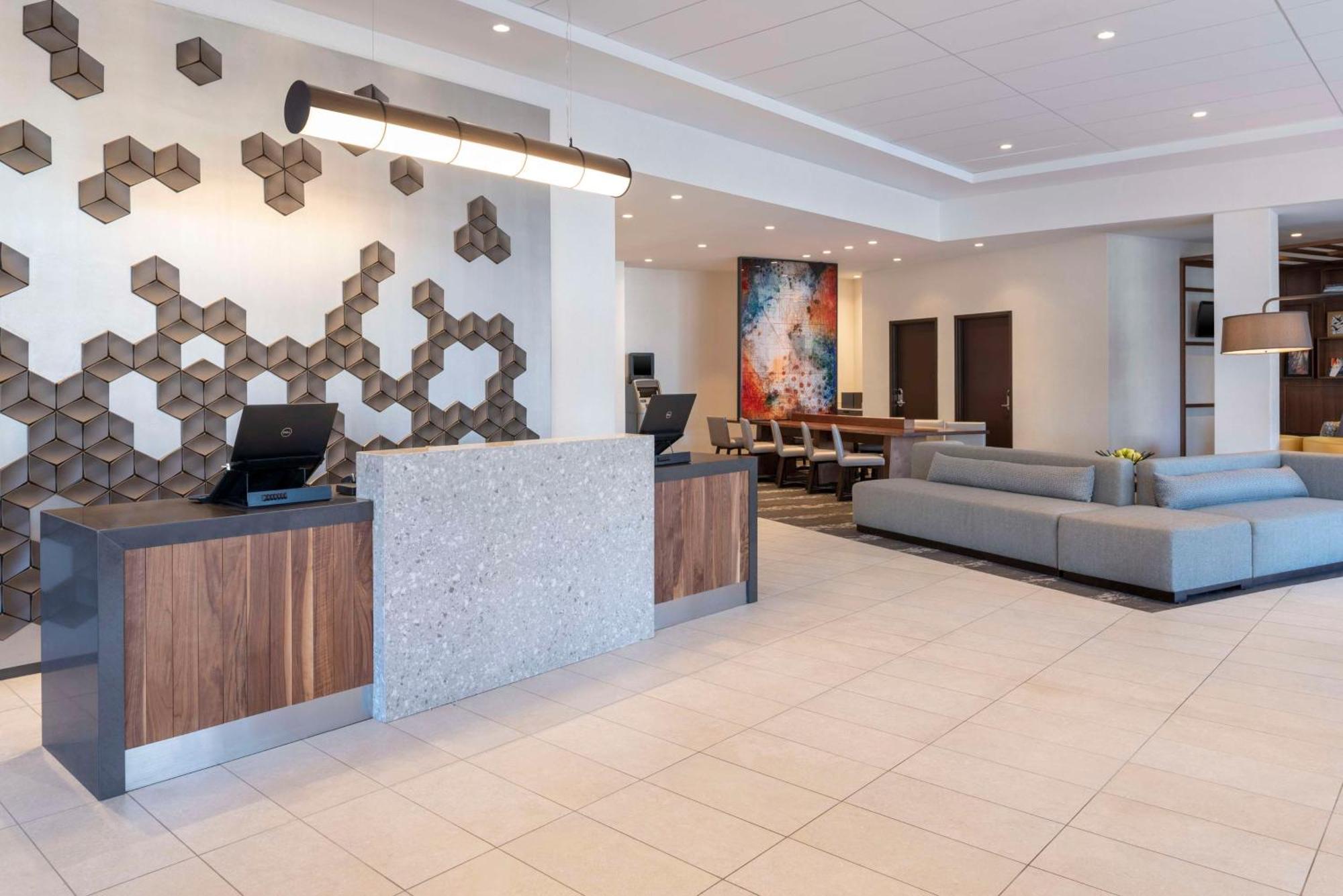 Hyatt Place Detroit/Royal Oak Exterior photo