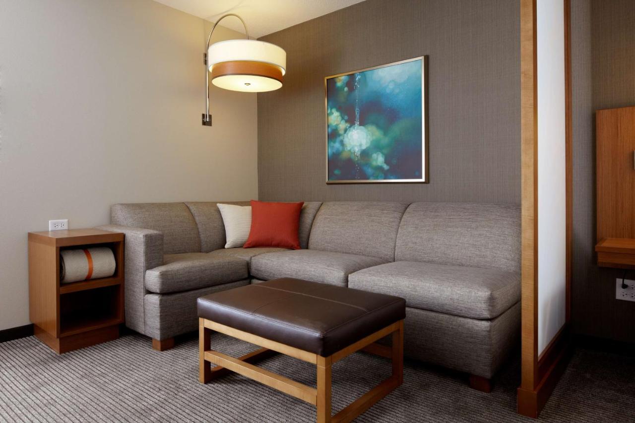 Hyatt Place Detroit/Royal Oak Exterior photo