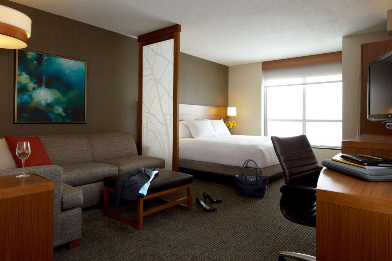 Hyatt Place Detroit/Royal Oak Exterior photo