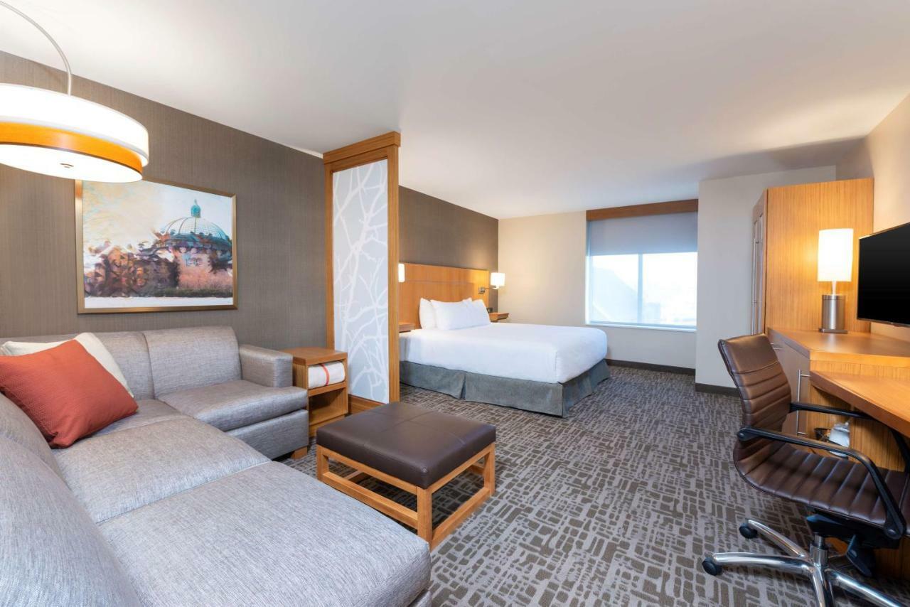 Hyatt Place Detroit/Royal Oak Exterior photo